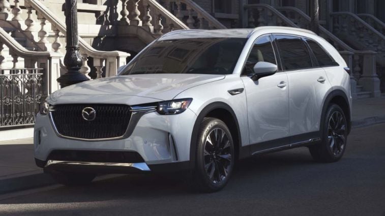 Front view of the new 2024 Mazda CX-90 PHEV three-row midsize SUV