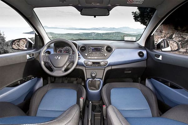 Hyundai i10 car model interior